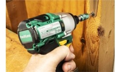 Keičiamų antgalių rinkinys su laikikliu (31vnt)