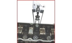 Overhead valve spring compressor