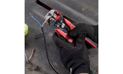 Replės laidų užspaudimui ir nuvalymui