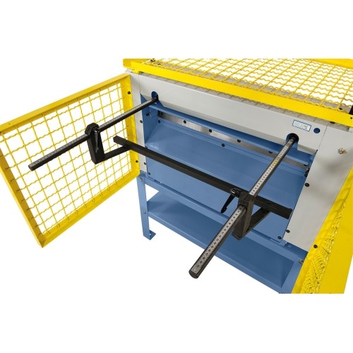 Elektrinės kirpimo staklės Bernardo PTS 650 E