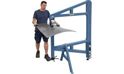 Skardos formavimo staklės Bernardo RSM 1040