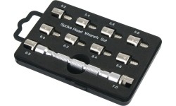 Raktų rinkinys ratų stipinams (11vnt.)