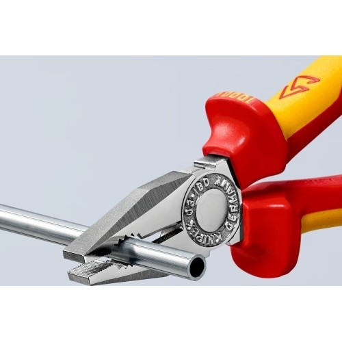 Kombinuotos replės elektrikui 180mm (1000V) KNIPEX