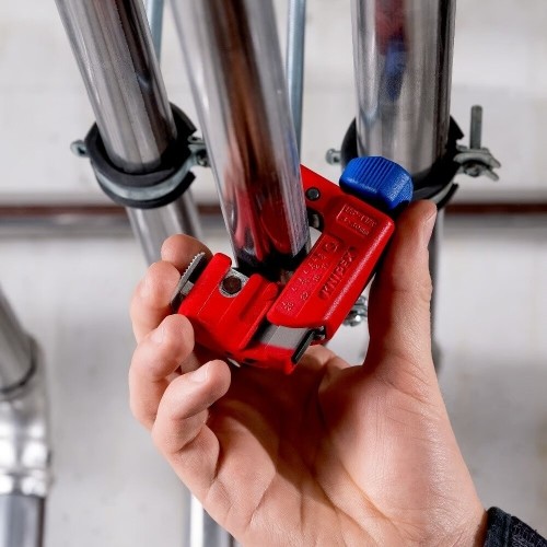 Mini pipe cutter 3-30mm KNIPEX TubiX® S