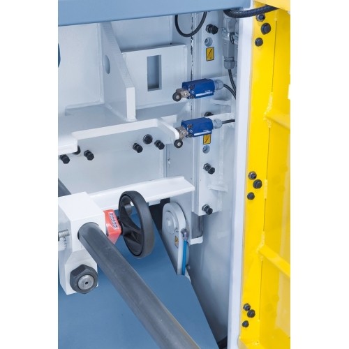 Giljotininės skardos žirklės Bernardo MTA 1360 x 3 mm