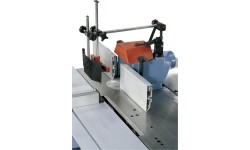 Universalios daugiafunkcinės staklės CWM 260 F - 1600