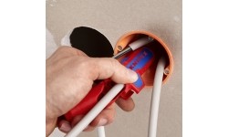 Laidų nuvalymo įrankis KNIPEX ErgoStrip