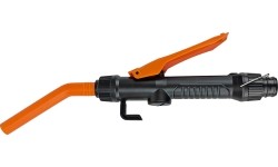 Fluid pump with manual gun