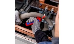 Stripping knife with guide shoe and ratchet KNIPEX