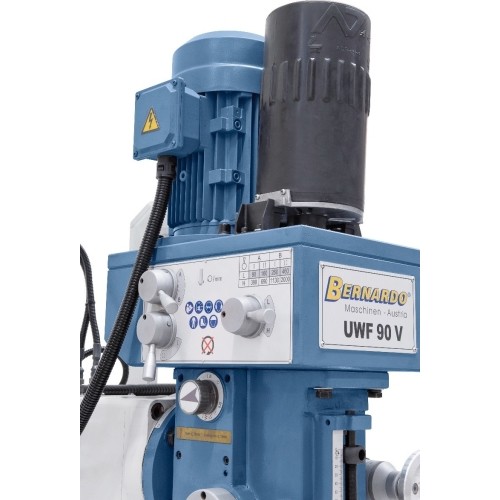 UWF 90 V with pneumatic tool clamping