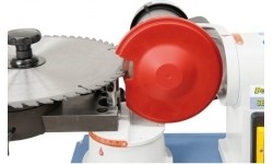 Medžio pjovimo diskų galąstuvas Bernardo SBS 700