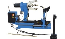 Tyre changer for truck