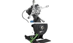 Tyre changer for truck