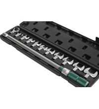 1/2" Dr. Pre-set digital torque wrench 50-350Nm with plug set