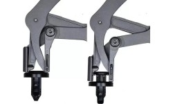 Snap removal pliers