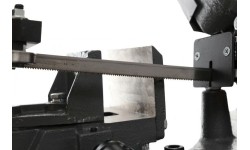 Metal-cutting band saw, 700 W