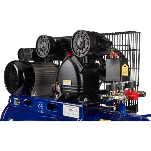Oil-lubricated belt-driven air compressor, 50 l, 2.8 kW, 8 bar