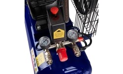 Oil-lubricated belt-driven air compressor, 50 l, 2.8 kW, 8 bar