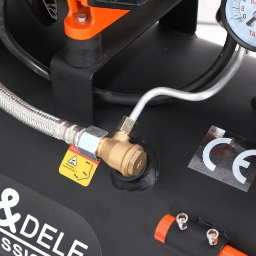 Oil-free air compressor, 50 l, 2200 W