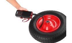 Cordless air compressor, 85 W, 10 bar, with LCD screen and LED flashlight